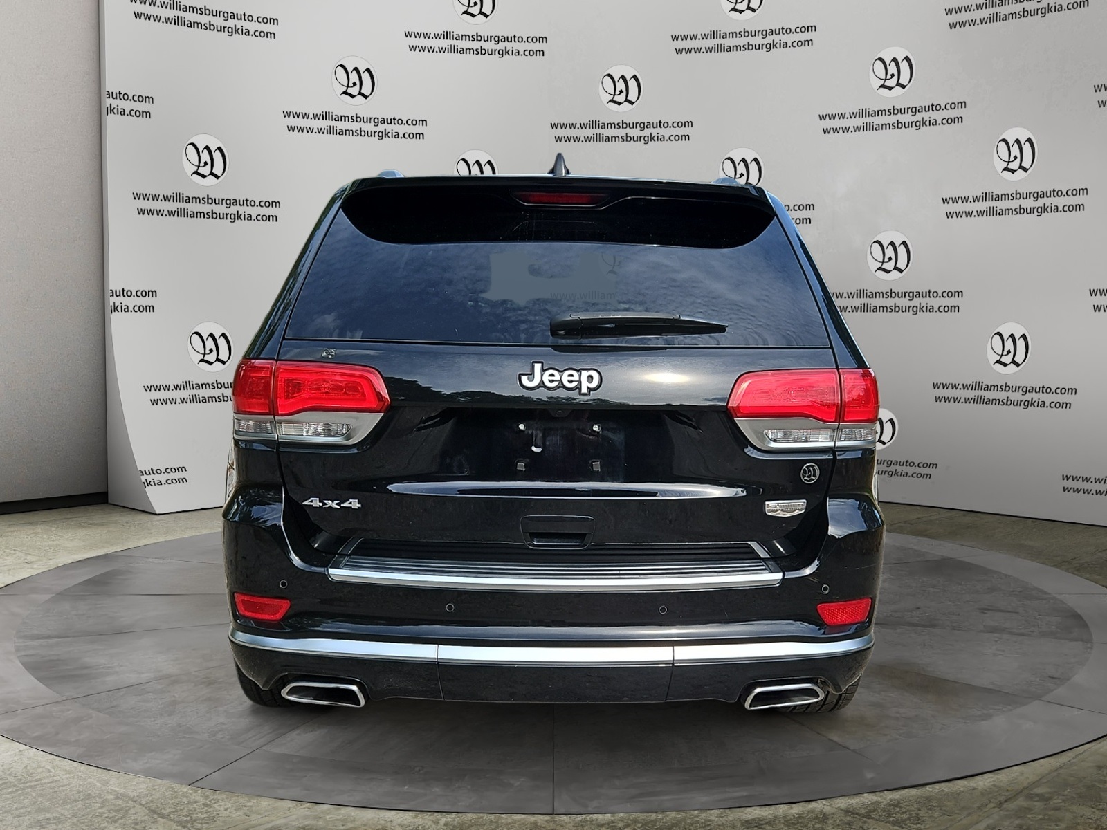 2020 Jeep Grand Cherokee Summit photo 4