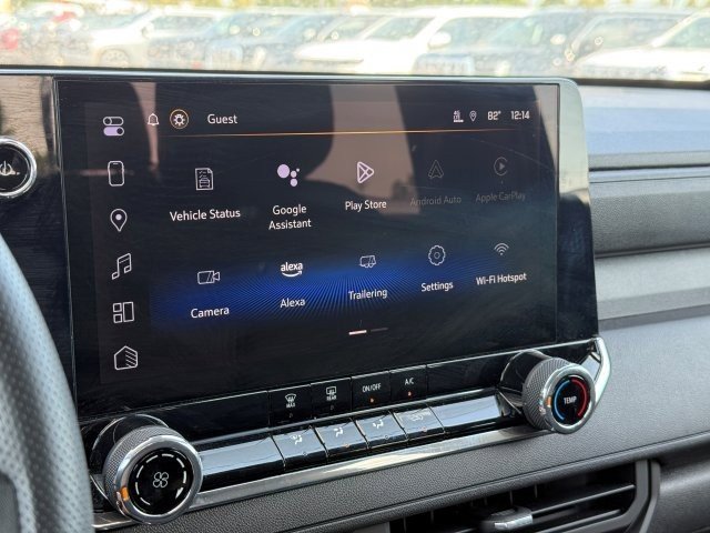 2025 Chevrolet Colorado LT photo 18