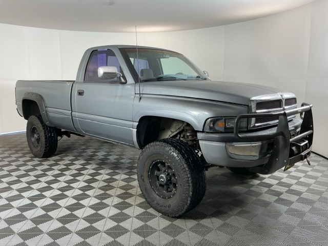 1995 Dodge Ram photo 3