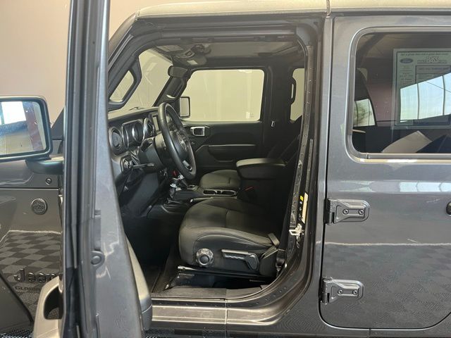 2023 Jeep Gladiator Sport photo 9