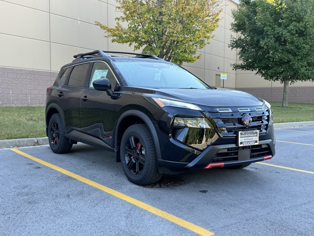 2026 Nissan Rogue SV photo 2