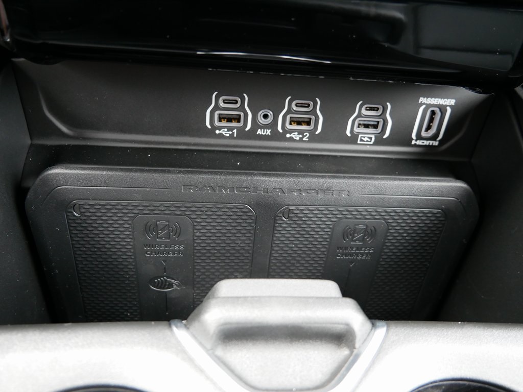 2025 Ram 1500 Laramie photo 32