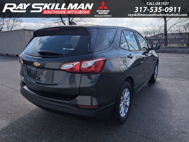 2020 Chevrolet Equinox LS photo 2