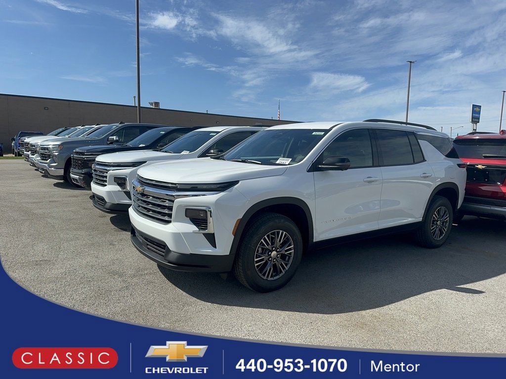 2026 Chevrolet Traverse LT's photo