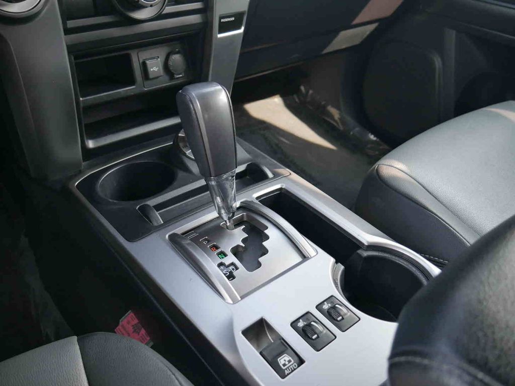 2024 Toyota 4Runner SR5 Premium photo 34