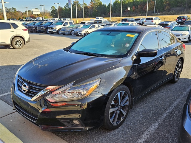 2016 Nissan Altima 2.5 SR photo 3