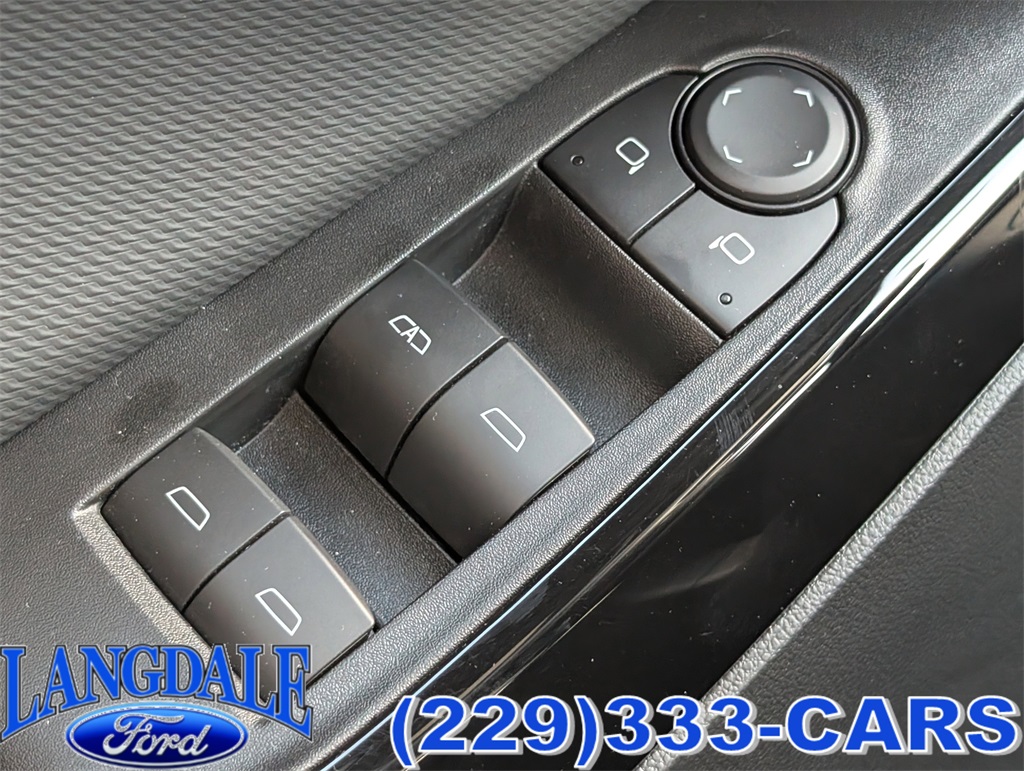 2025 Chevrolet Equinox LT photo 17