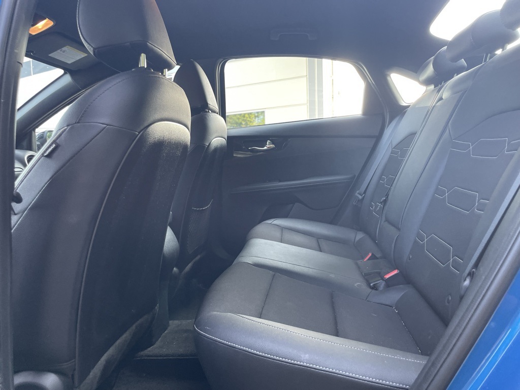 2022 Kia Forte GT-Line photo 16