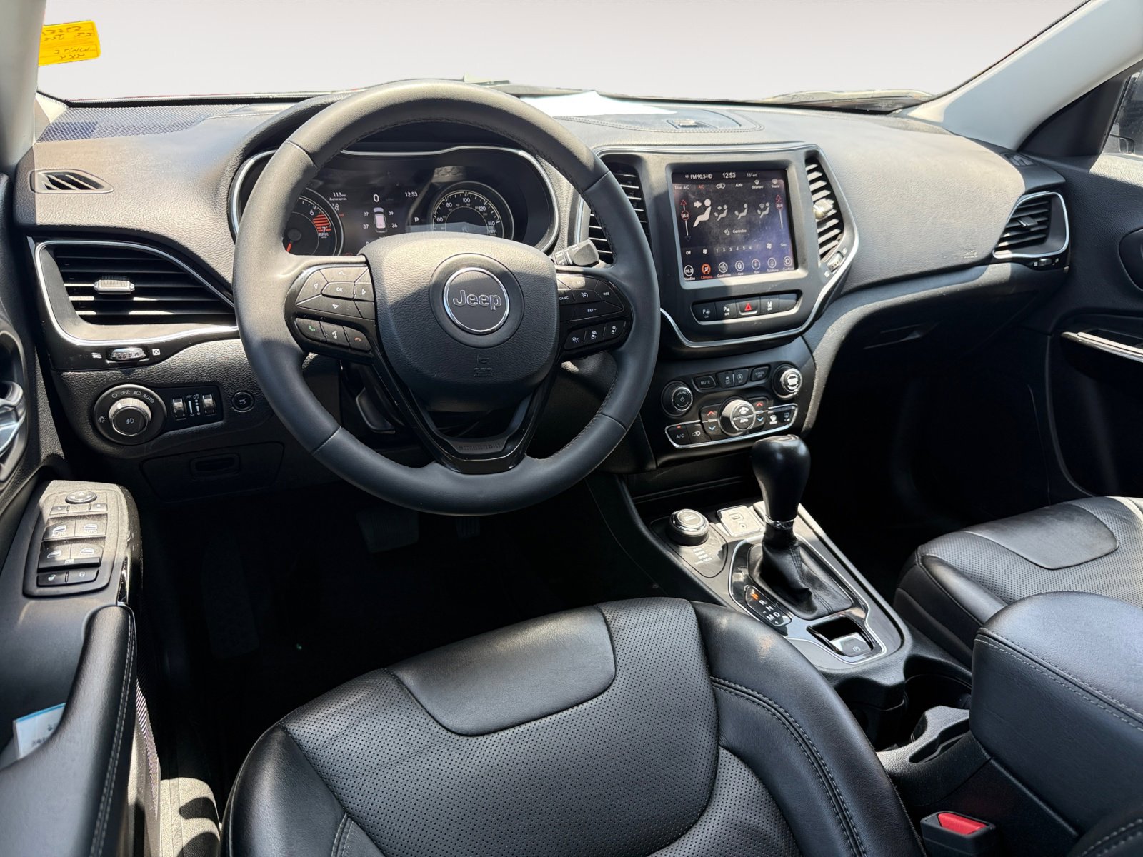 2023 Jeep Cherokee Altitude photo 14