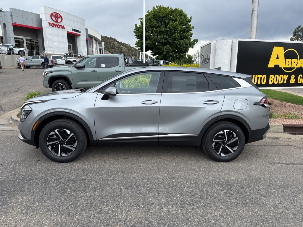 2025 Kia Sportage Hybrid LX photo 3