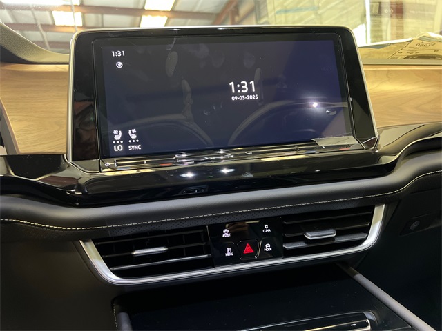 2026 Volkswagen Atlas SE Technology photo 14