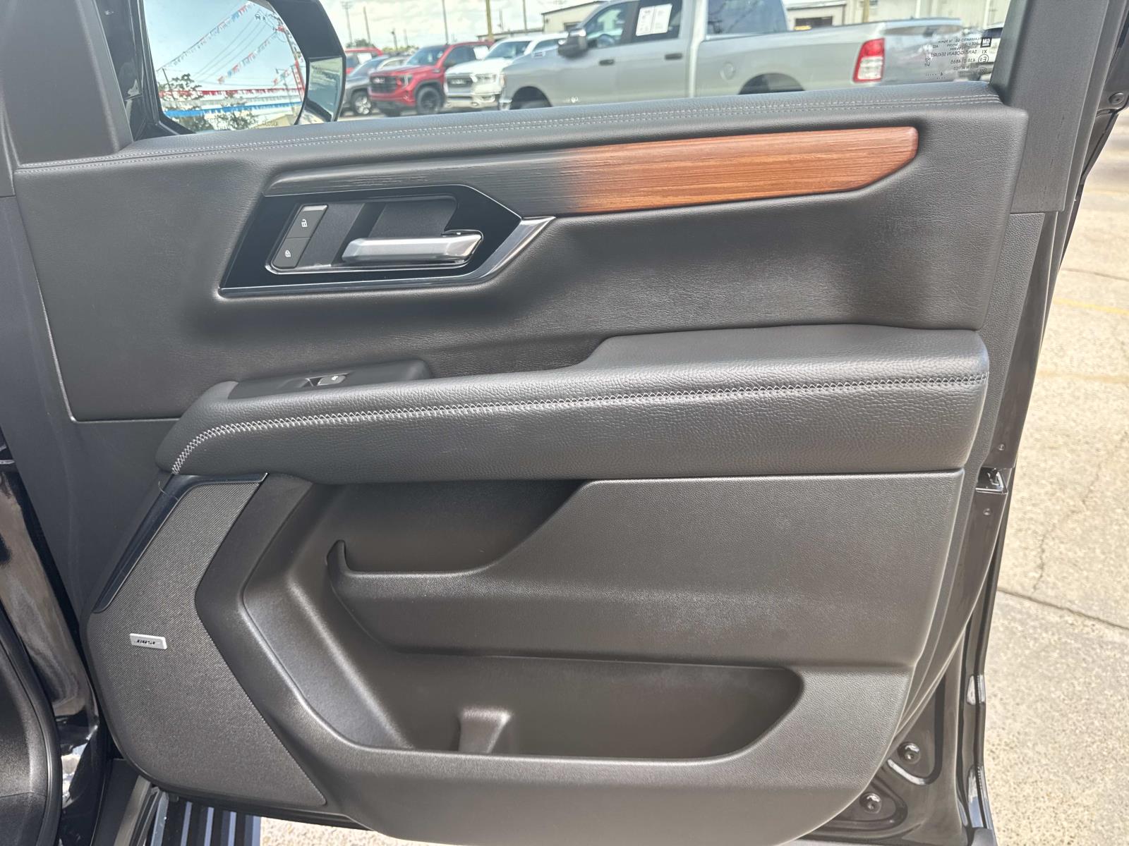 2025 Gmc Yukon XL Denali photo 12