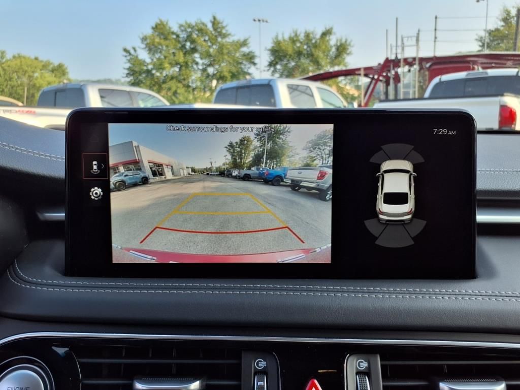 2022 Genesis G70 2.0T photo 15