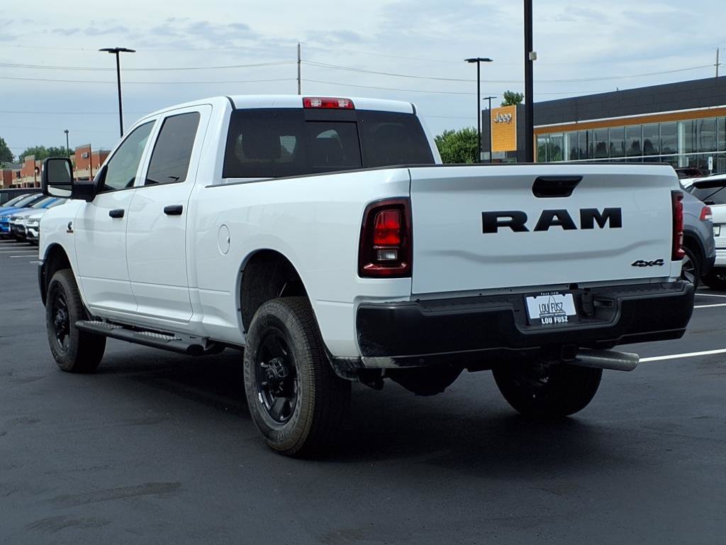 2025 Ram 3500 Tradesman photo 4