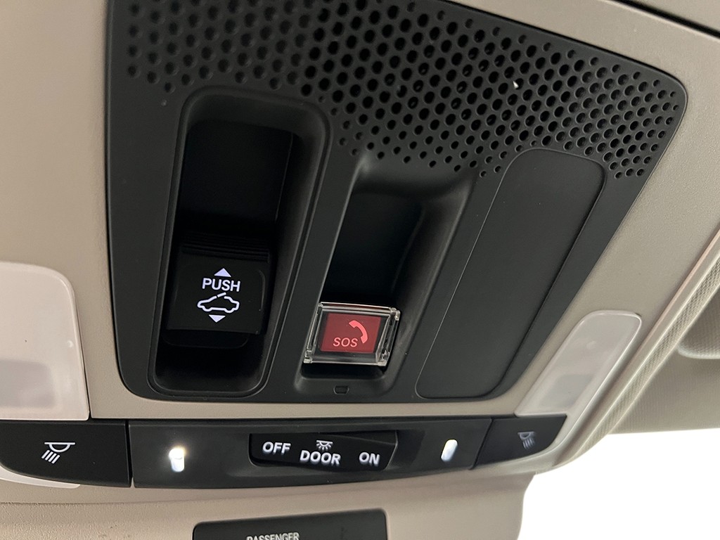 2025 Honda Accord Hybrid Touring photo 21