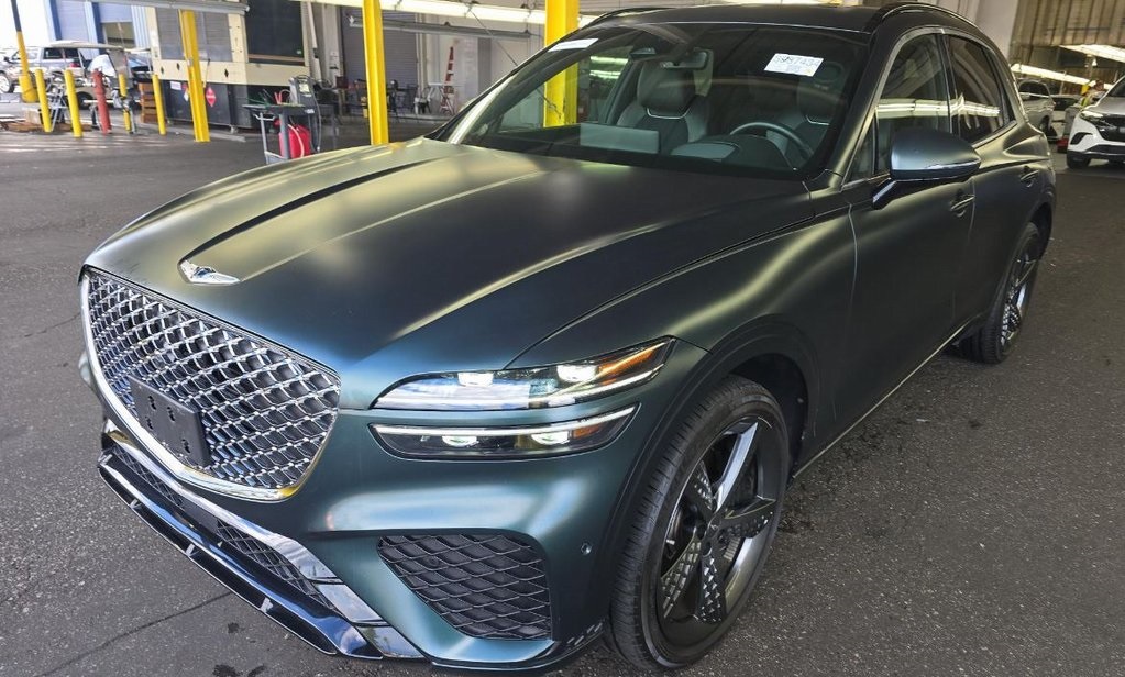 2022 GENESIS GV70 Sport's photo