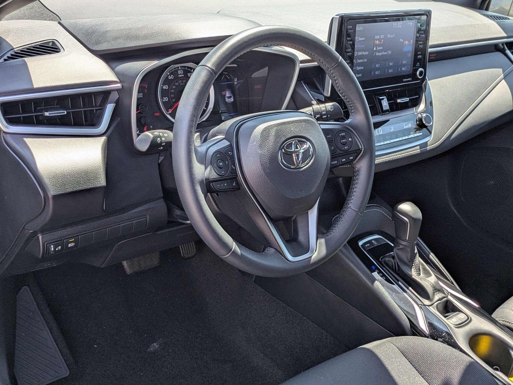 2022 Toyota Corolla SE photo 5
