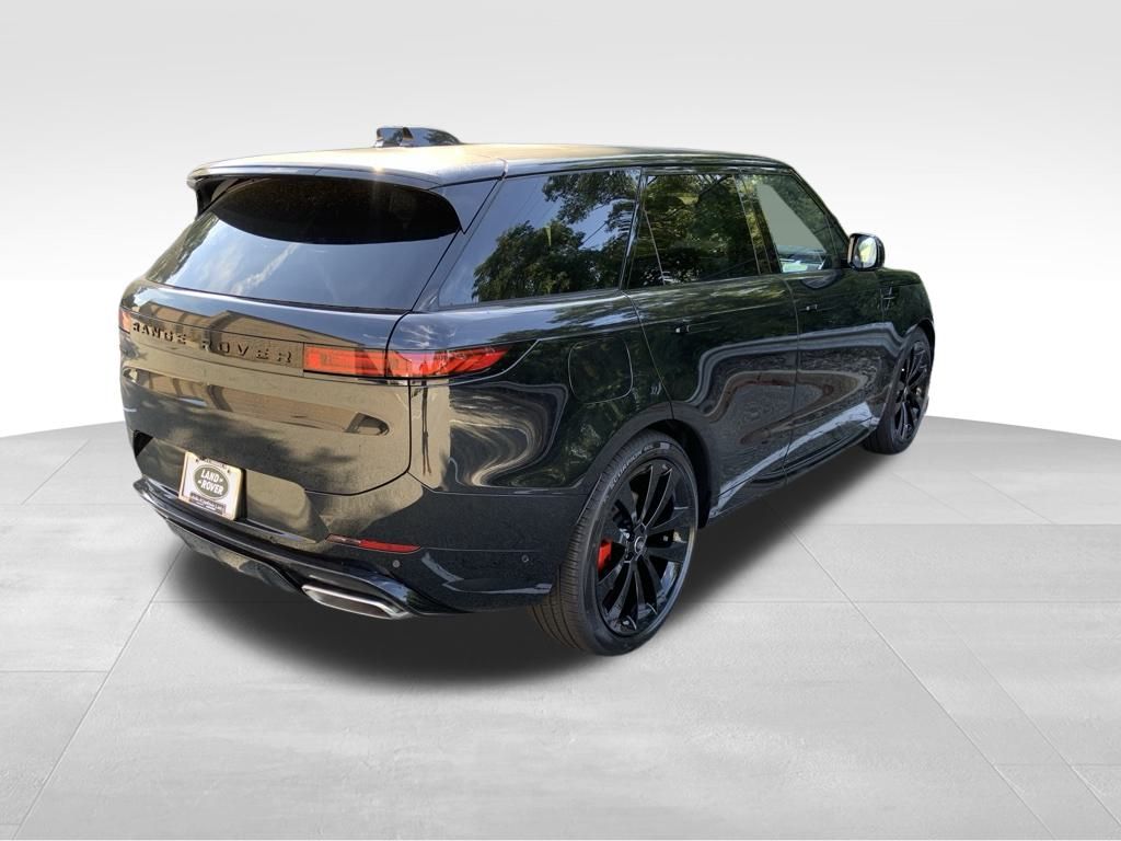 2025 Land Rover Range Rover Sport SE photo 8