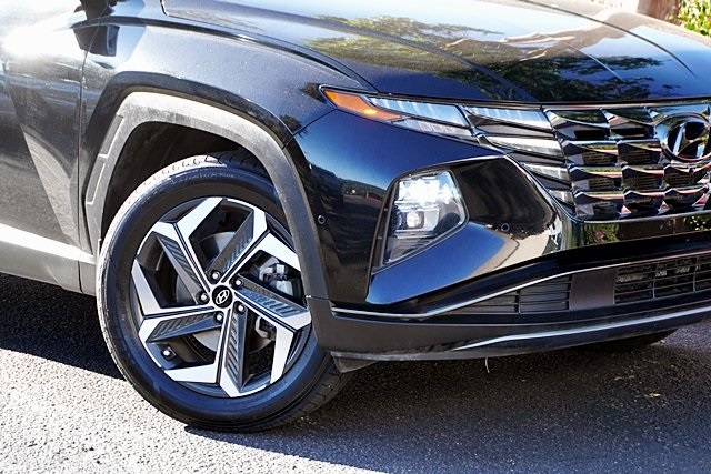 2023 Hyundai Tucson Limited photo 2