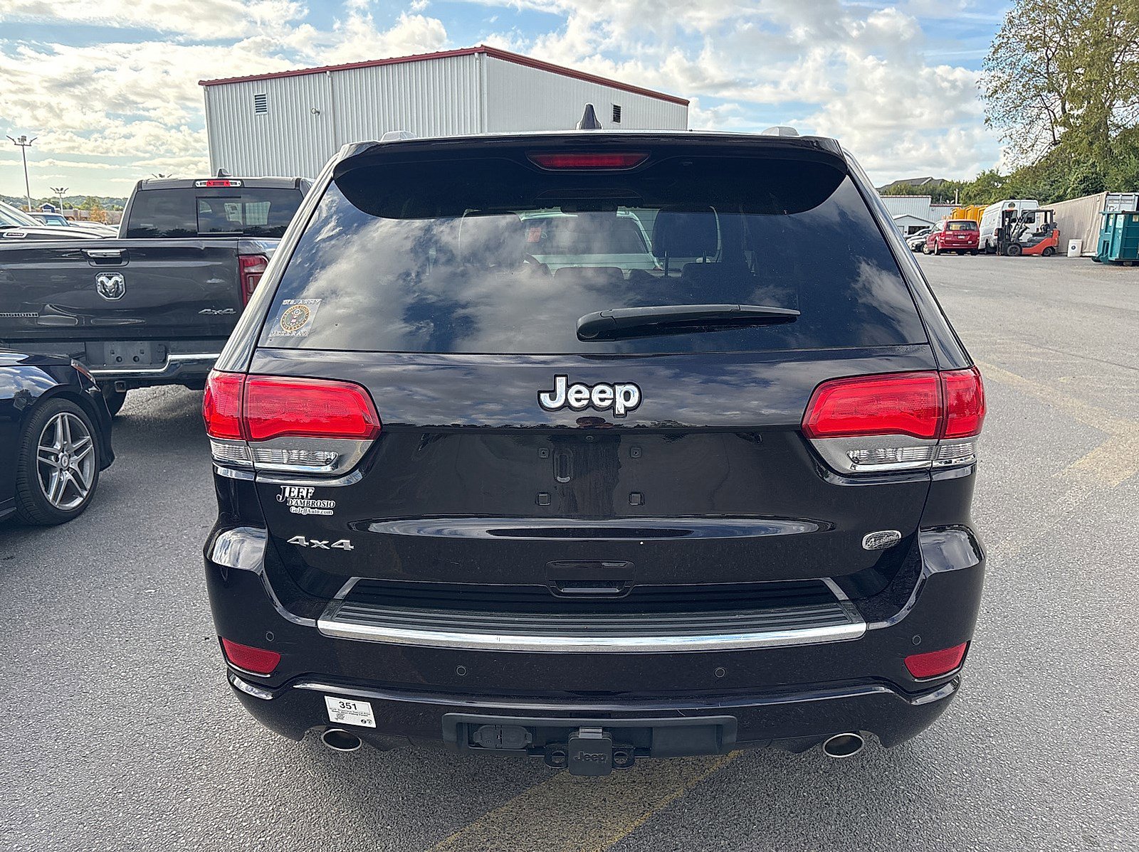 2021 Jeep Grand Cherokee Overland photo 4