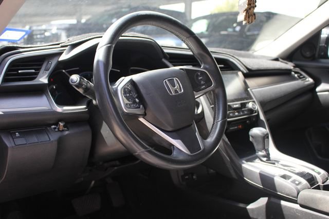 2018 Honda Civic EX-T photo 9