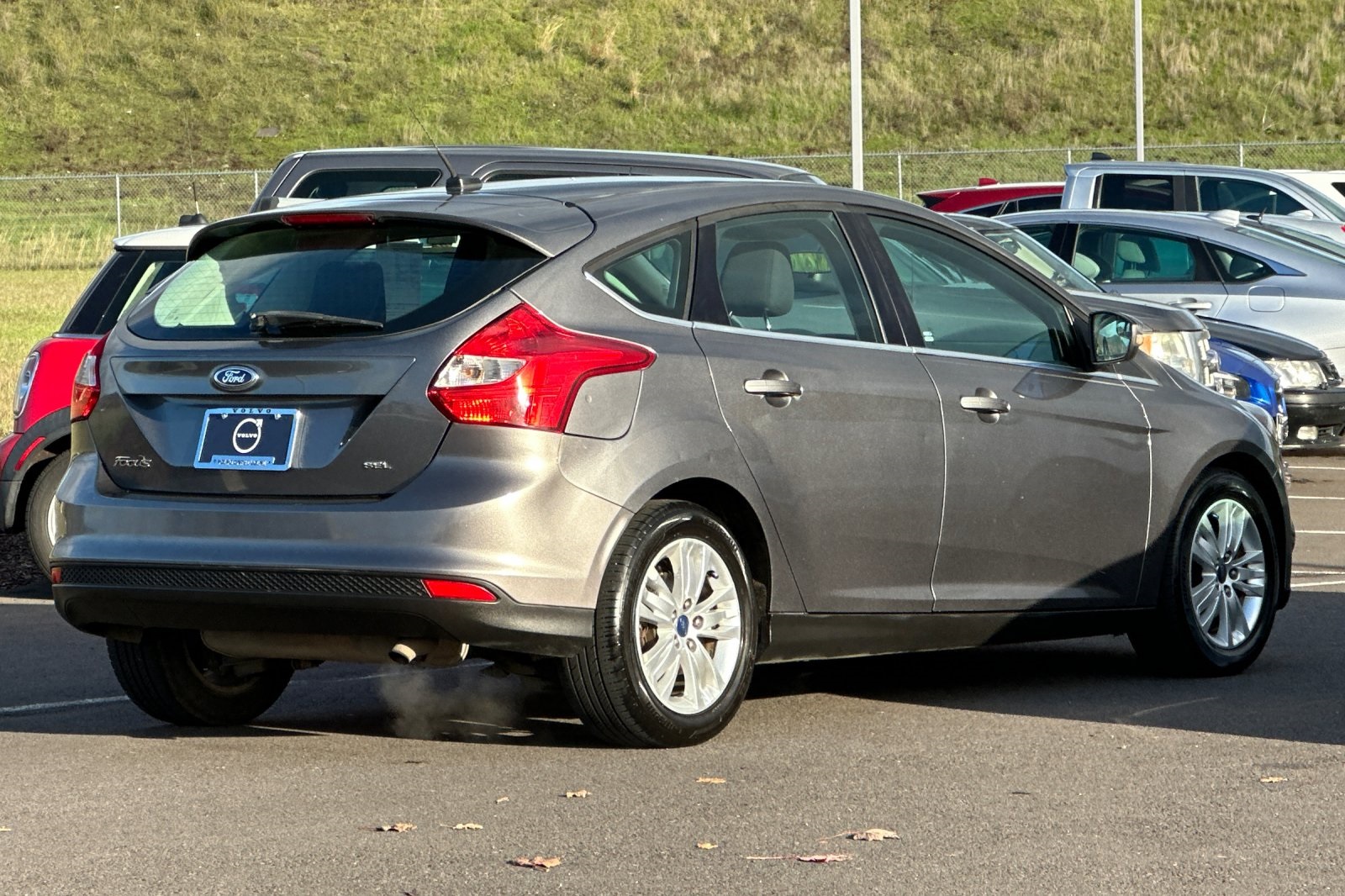 2012 Ford Focus SEL photo 2