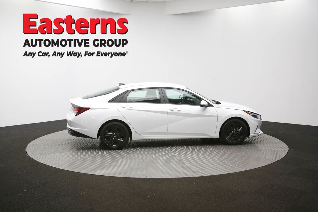 2022 Hyundai Elantra SEL Convenience photo 34