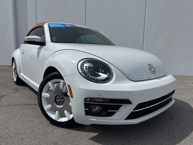 Certified 2019 Volkswagen Beetle SE with VIN 3VW5DAAT5KM503559 for sale in Kansas City