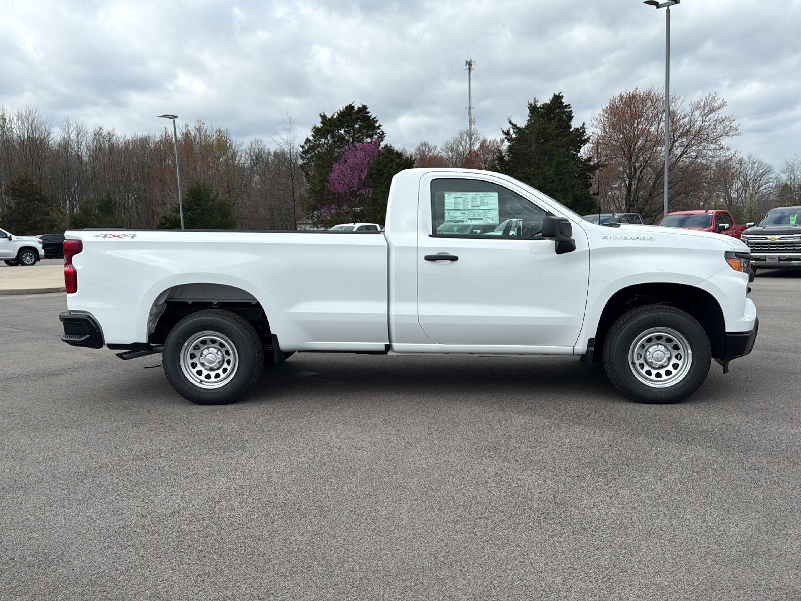2025 Chevrolet Silverado 1500 photo 4
