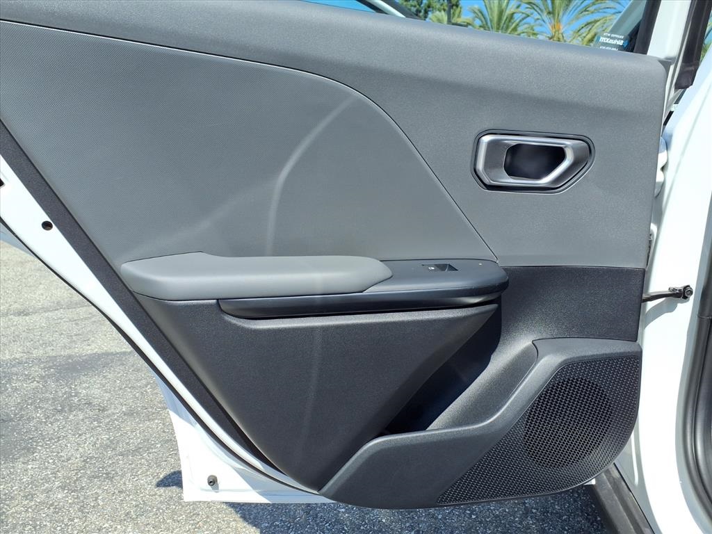 2025 Kia K4 LXS photo 22