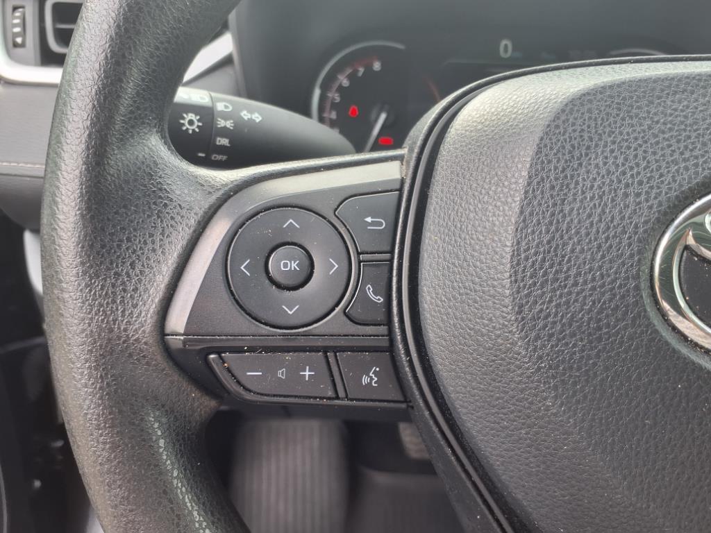 2024 Toyota RAV4 LE photo 6