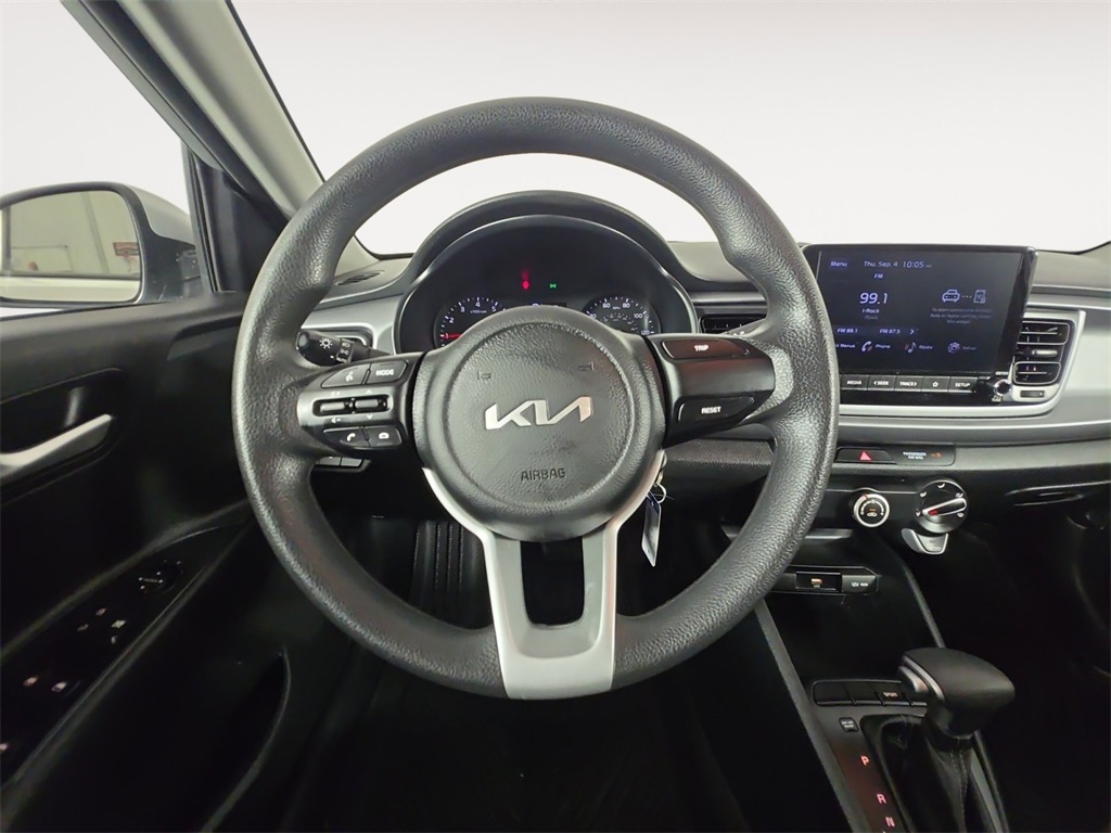 2023 Kia Rio LX photo 11
