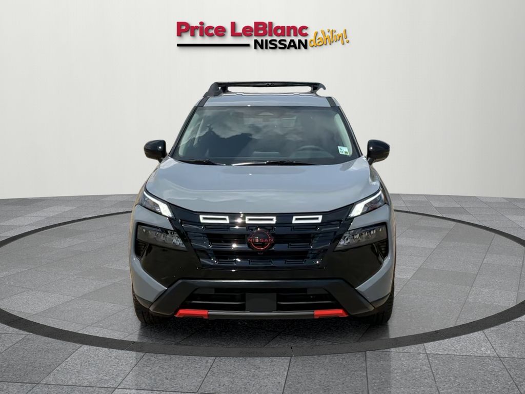 2026 Nissan Rogue SV photo 2