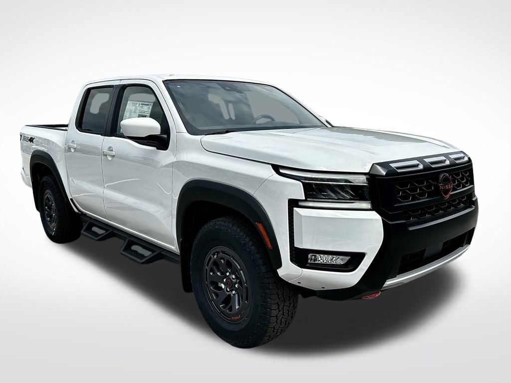 2025 Nissan Frontier PRO-4X photo 2