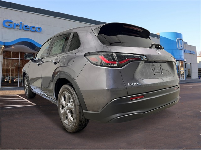 2026 Honda HR-V LX photo 3
