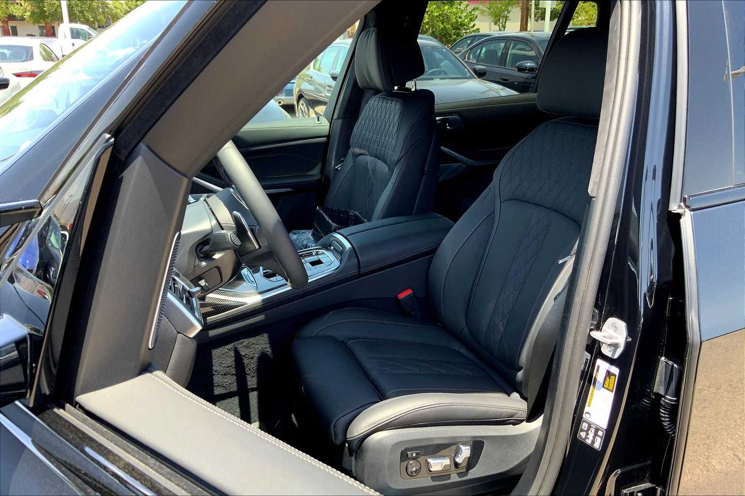 2026 Bmw X7 M60i photo 8