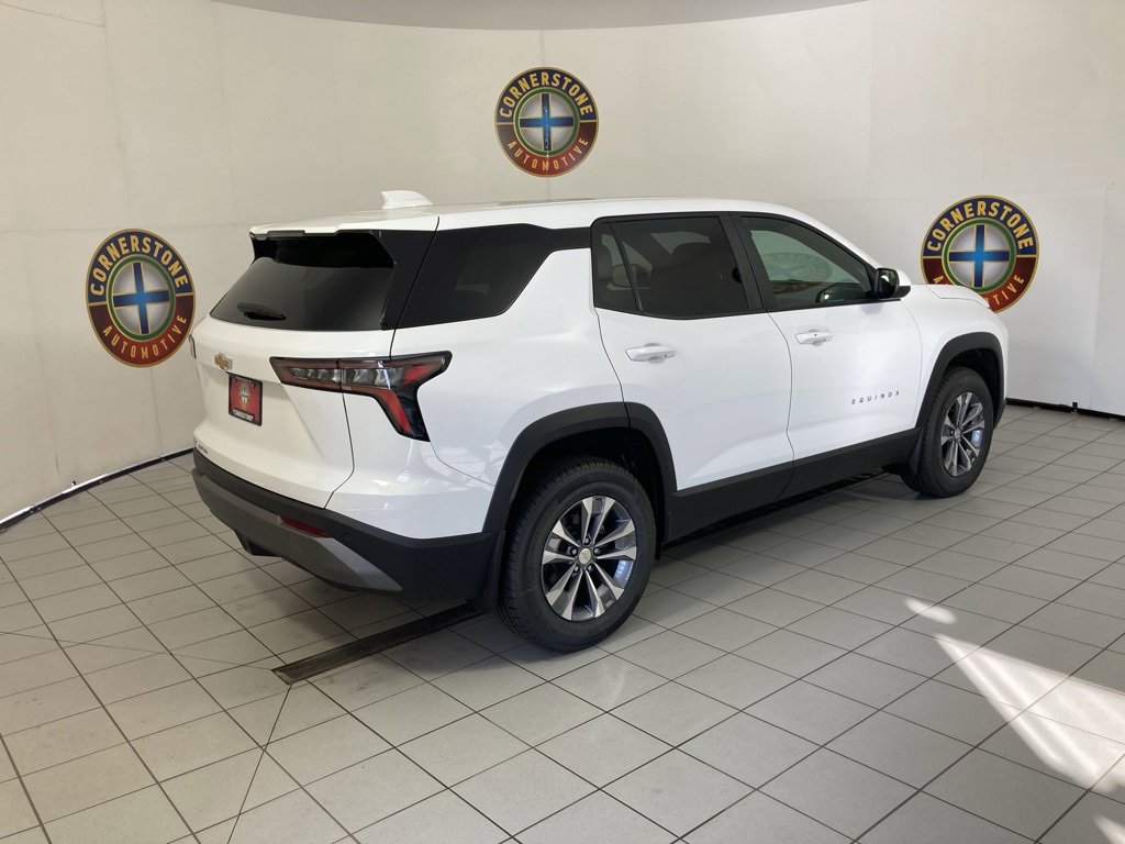 2026 Chevrolet Equinox LT photo 12