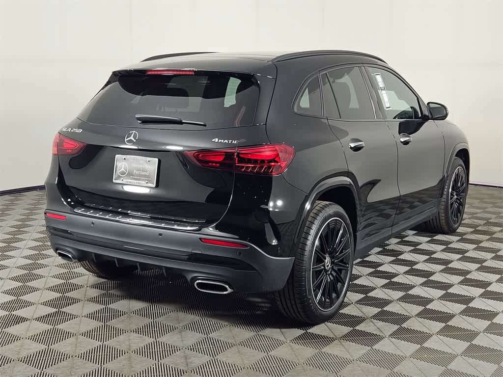 2025 Mercedes Benz GLA 250 4MATIC photo 3