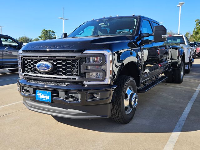 2026 Ford F-350 XL photo 2