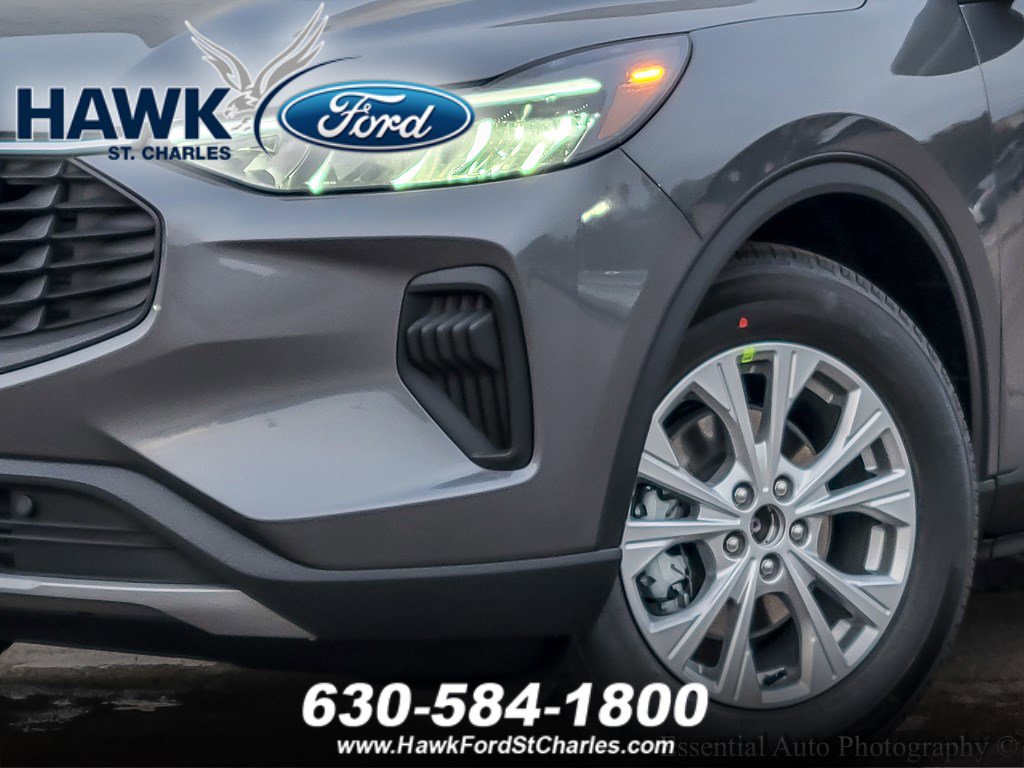 2026 Ford Escape Active photo 2