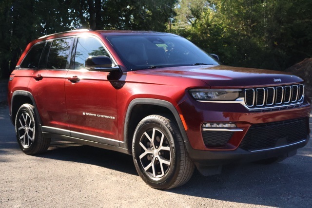 2024 Jeep Grand Cherokee Limited's photo