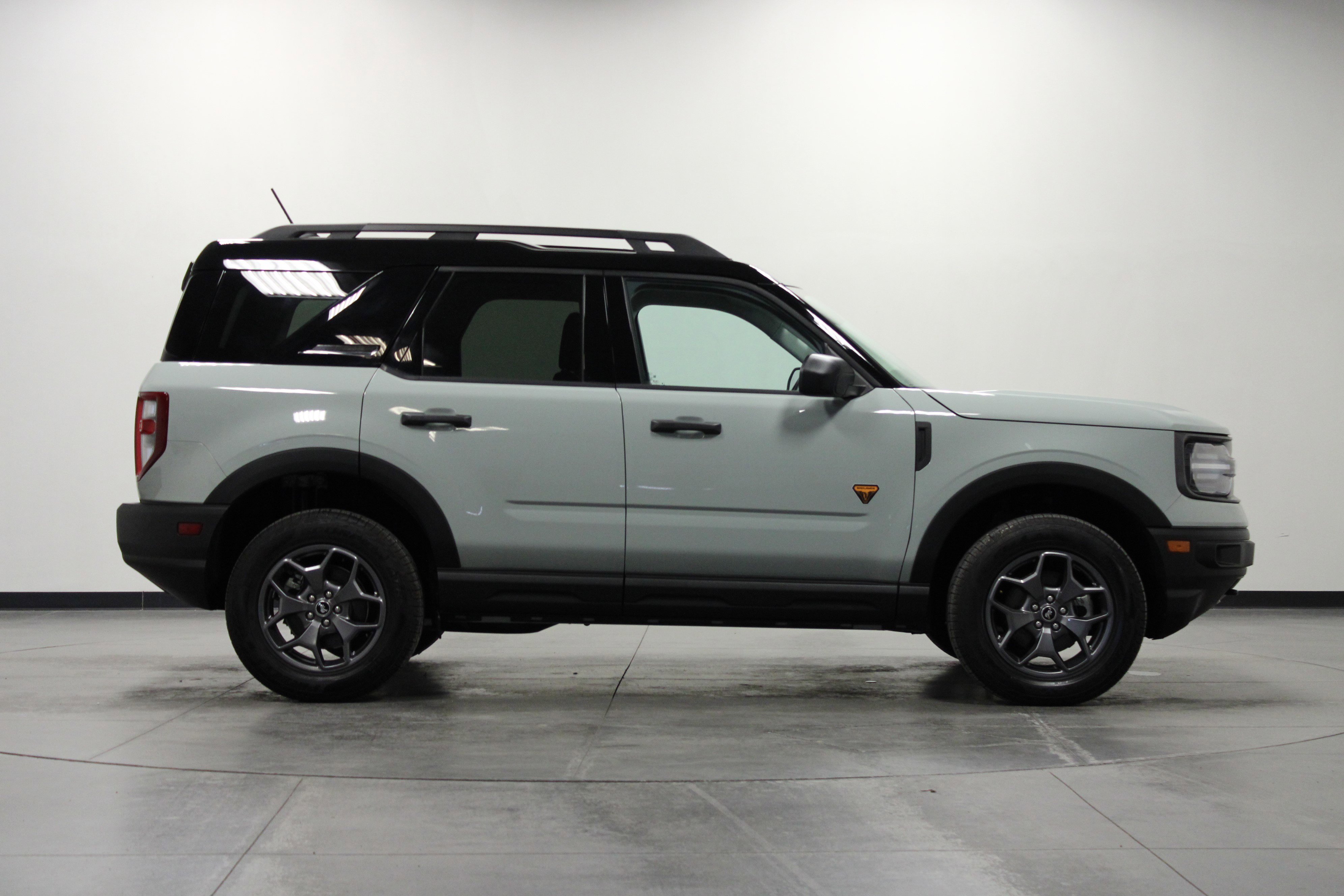 2024 Ford Bronco Sport Badlands photo 2