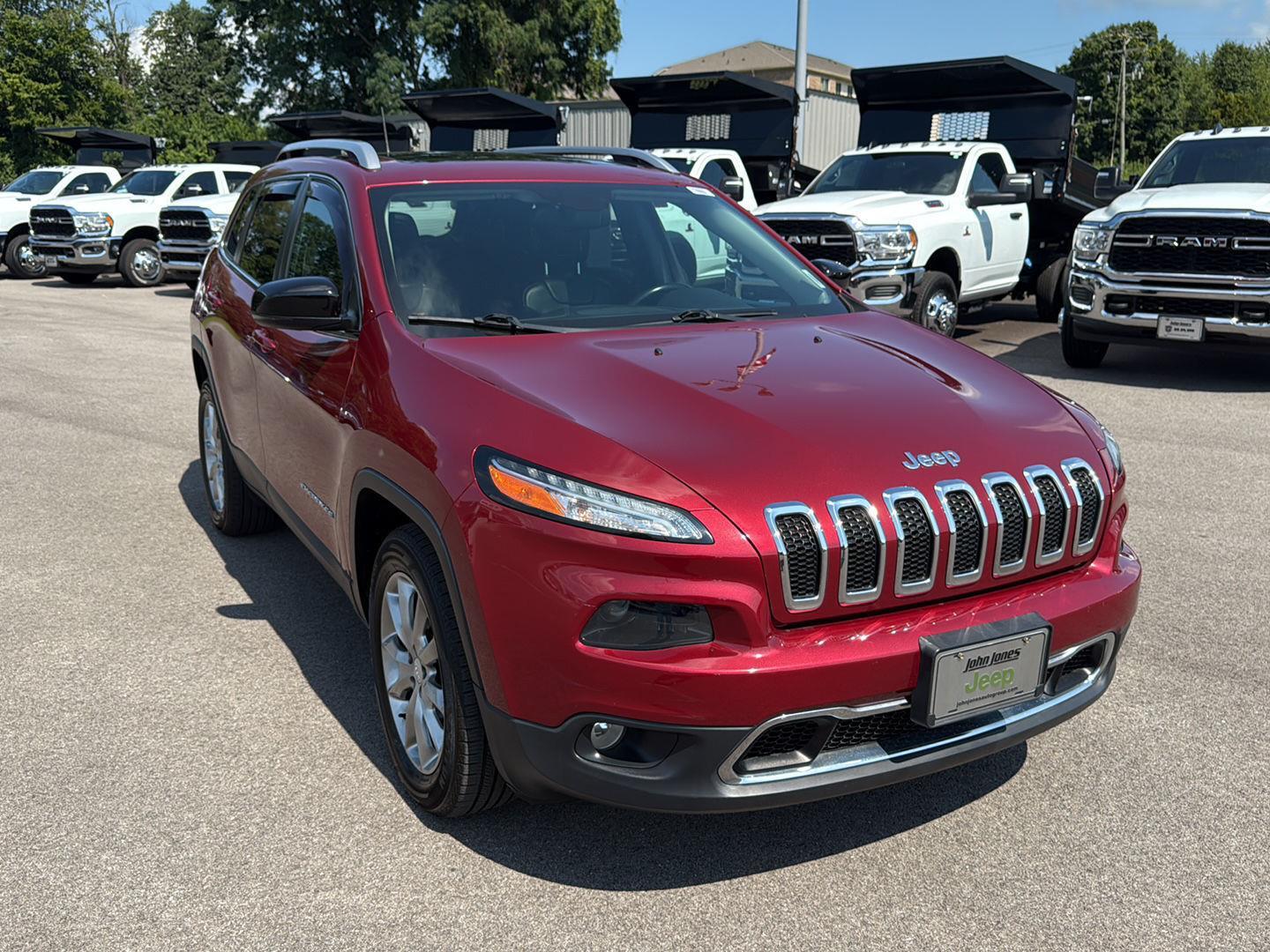 Used 2017 Jeep Cherokee Limited with VIN 1C4PJMDS7HD227303 for sale in Corydon, IN