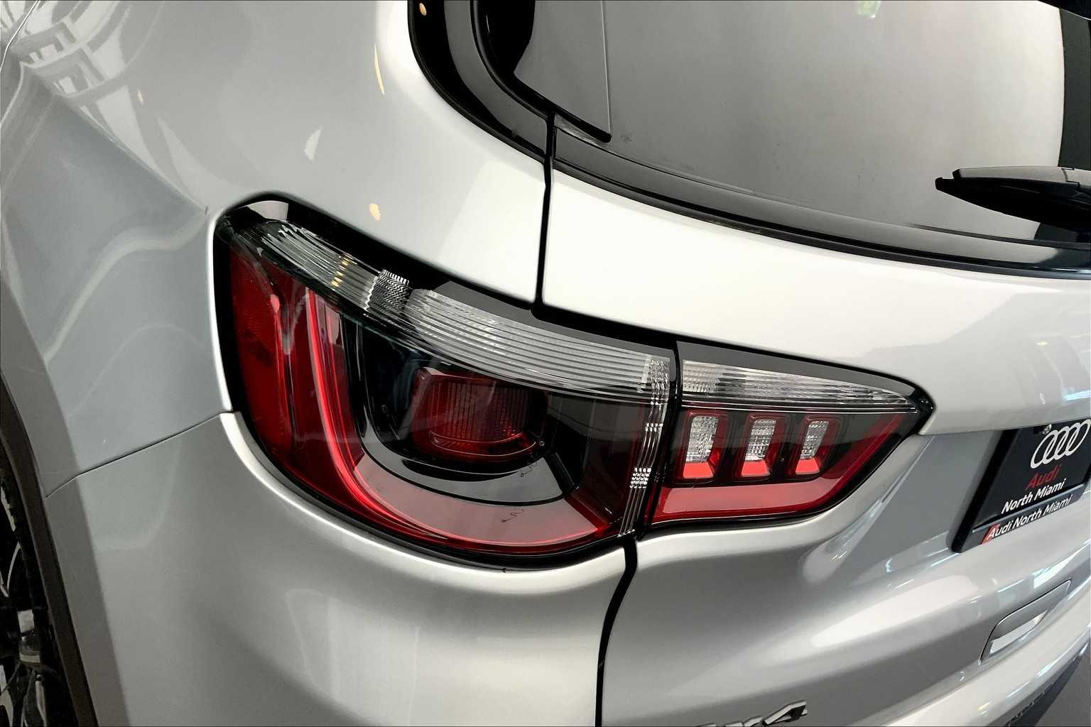 2024 Jeep Compass Trailhawk photo 24