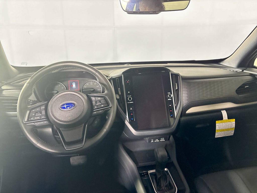 2025 Subaru Forester Limited photo 12
