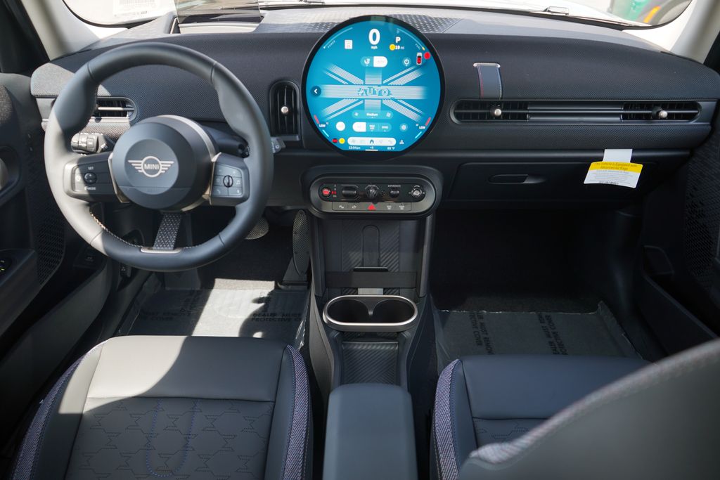 2026 Mini Cooper 4 Door Hardtop Signature photo 8