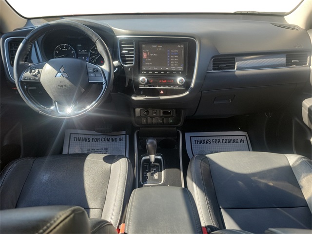 2020 Mitsubishi Outlander SEL photo 10