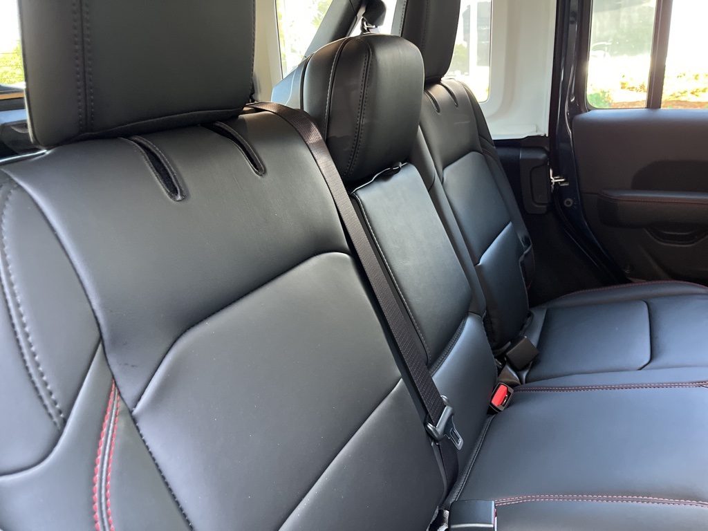 2025 Jeep Wrangler Rubicon photo 37