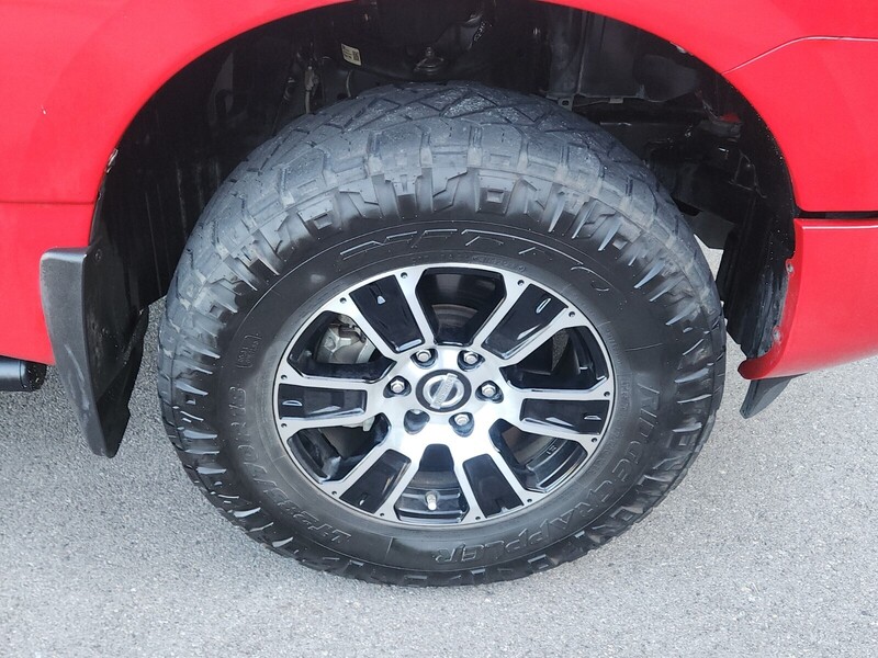 2021 Nissan Titan SV photo 19