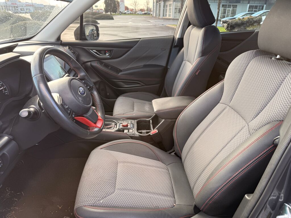 2024 Subaru Forester Sport photo 2